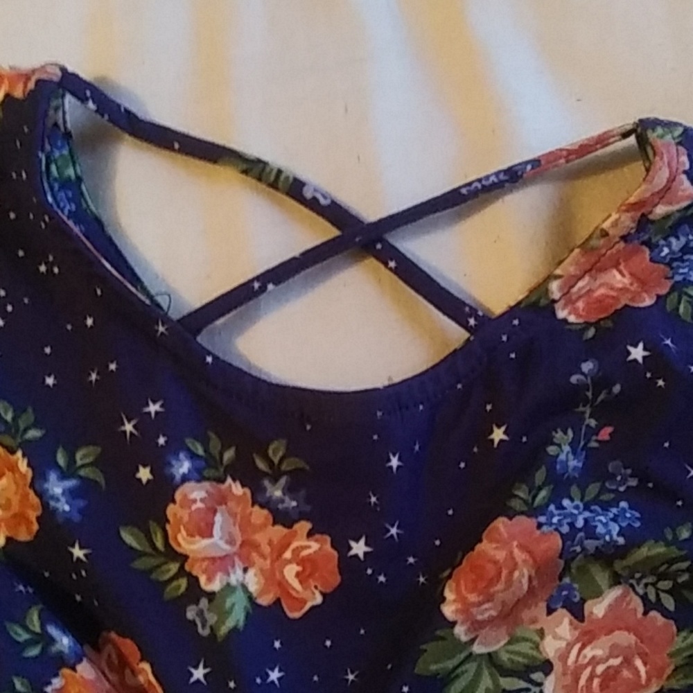 Dress - Picture 3 of 3